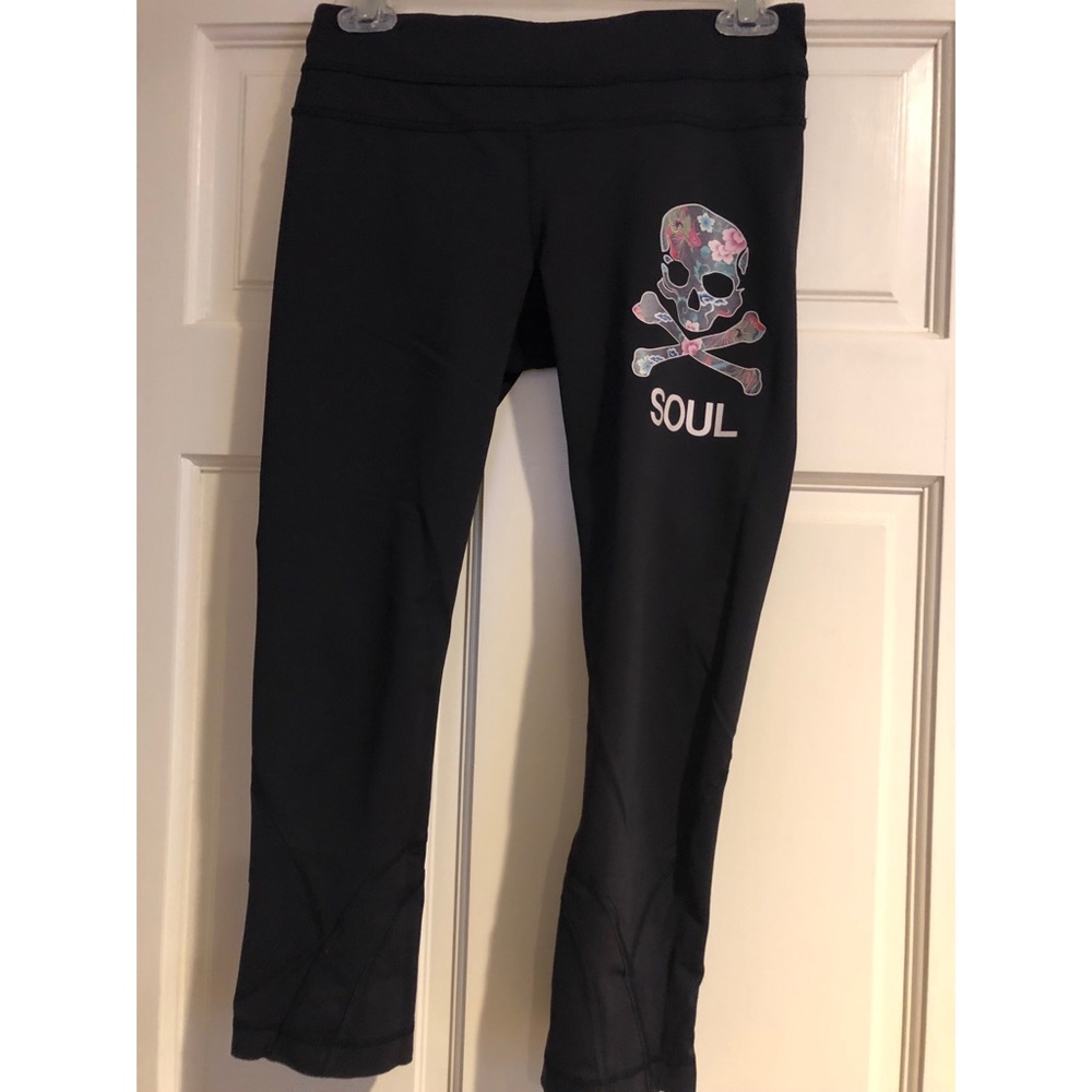 SoulCycle Lululemon Crop Leggings